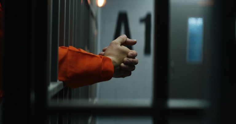 Tizenhat évre ítéltek egy fotóst, aki szovjet kori bunkerek adatait osztotta meg