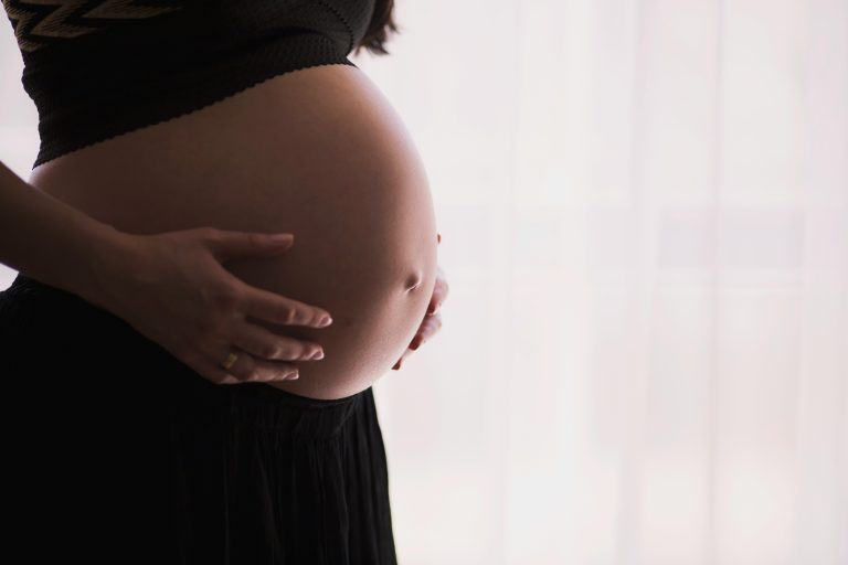 Súlyos hatással lehet a terhességi magas vérnyomás a csecsemők egészségére