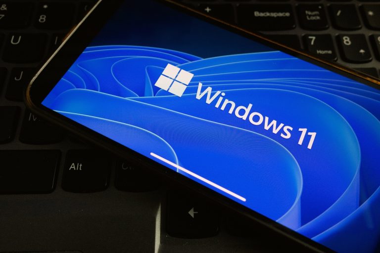 Káoszhoz vezetett a Windows 11 sürgősségi frissítése, egyre több a hiba és panasz