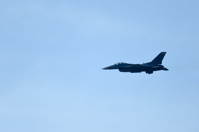 Trump közölte, maximum két hete maradt Iránnak, utána mehetnek a bombák
